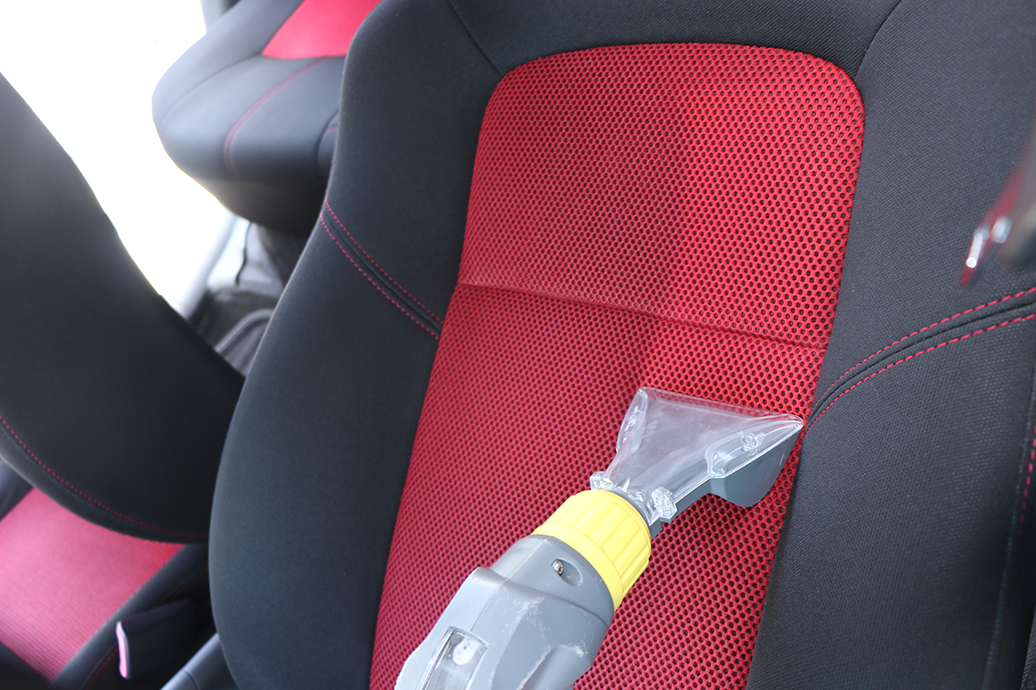 車内クリーニング