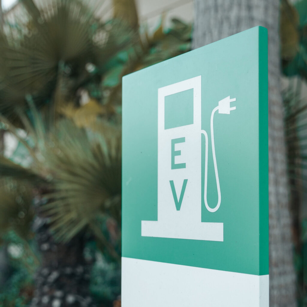 これからの車の未来 電気自動車について　④　インフラ問題